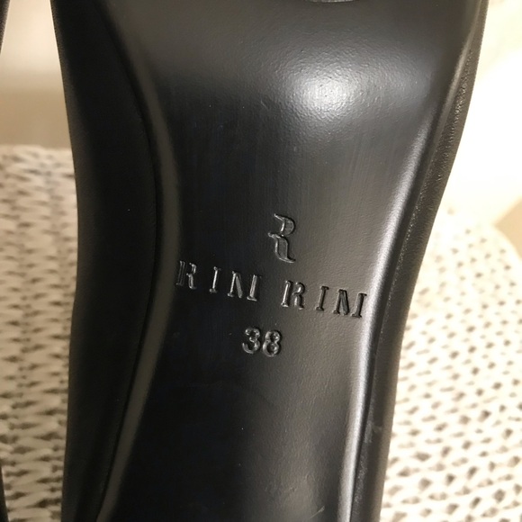 NWOT Rim Rim Leather Pumps Black - Picture 13 of 16